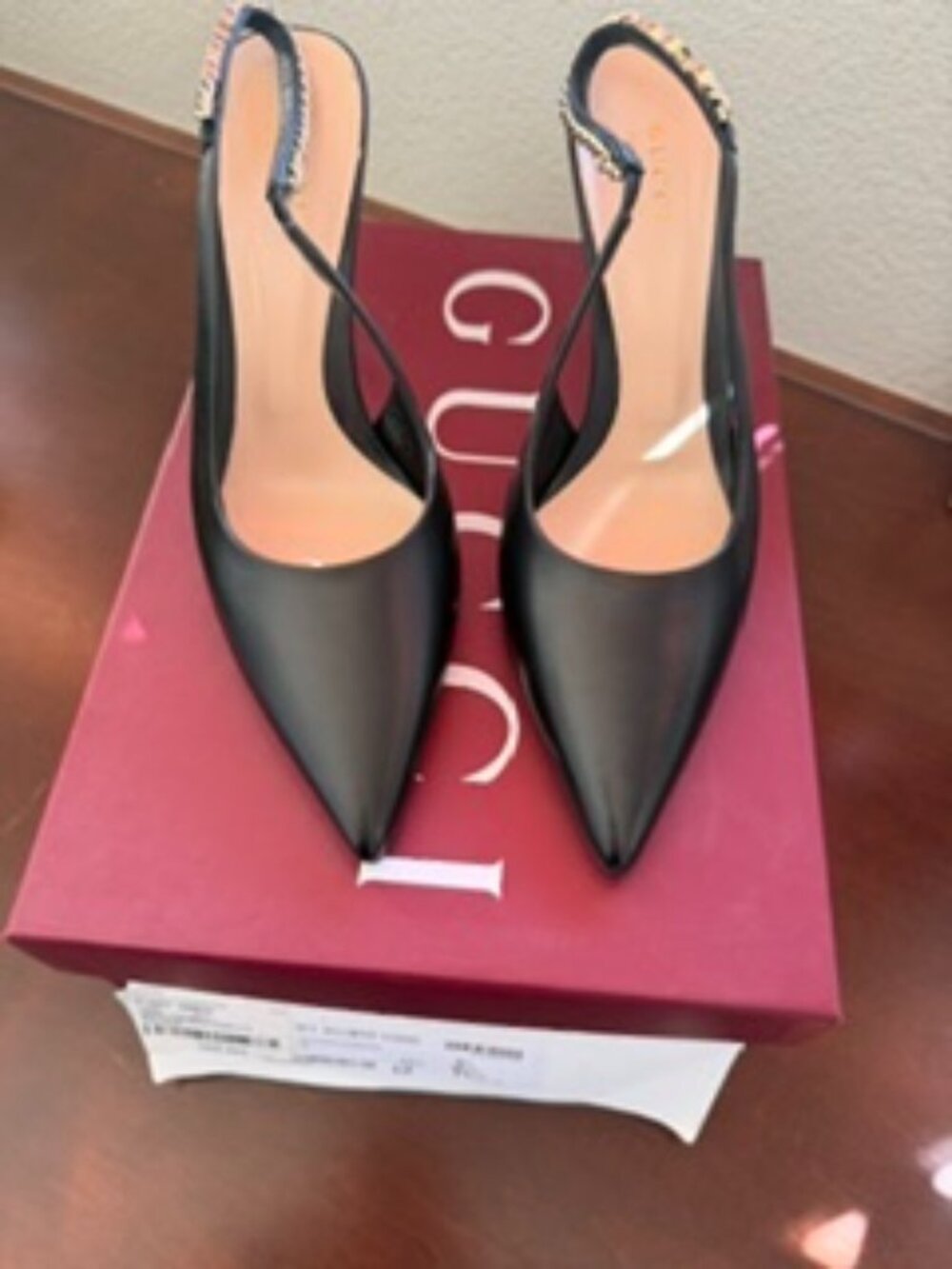 Gucci Signoria Pointed Toe Slingback Black Pump NWT